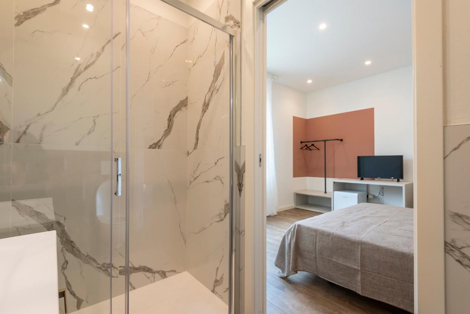 Iarsera Rooms And Apartment Lucca Bagian luar foto