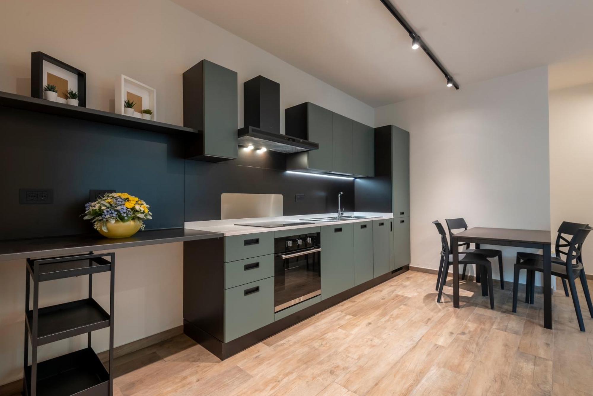 Iarsera Rooms And Apartment Lucca Bagian luar foto