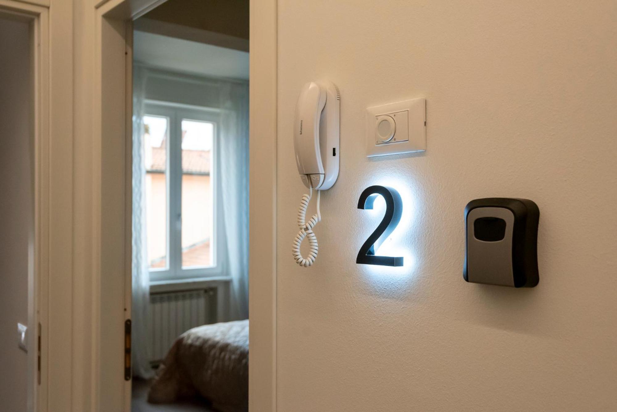 Iarsera Rooms And Apartment Lucca Bagian luar foto